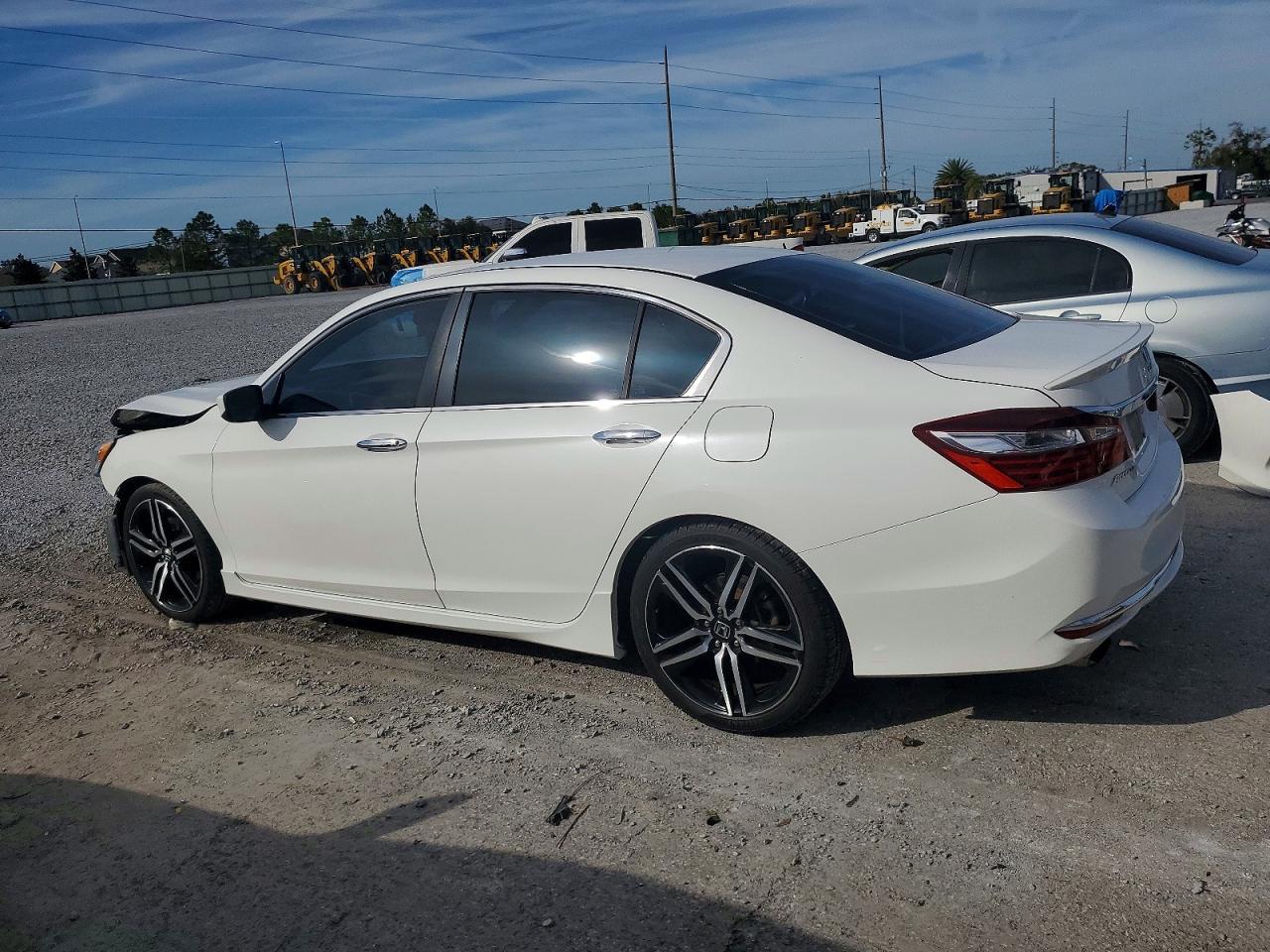 2016 HONDA ACCORD