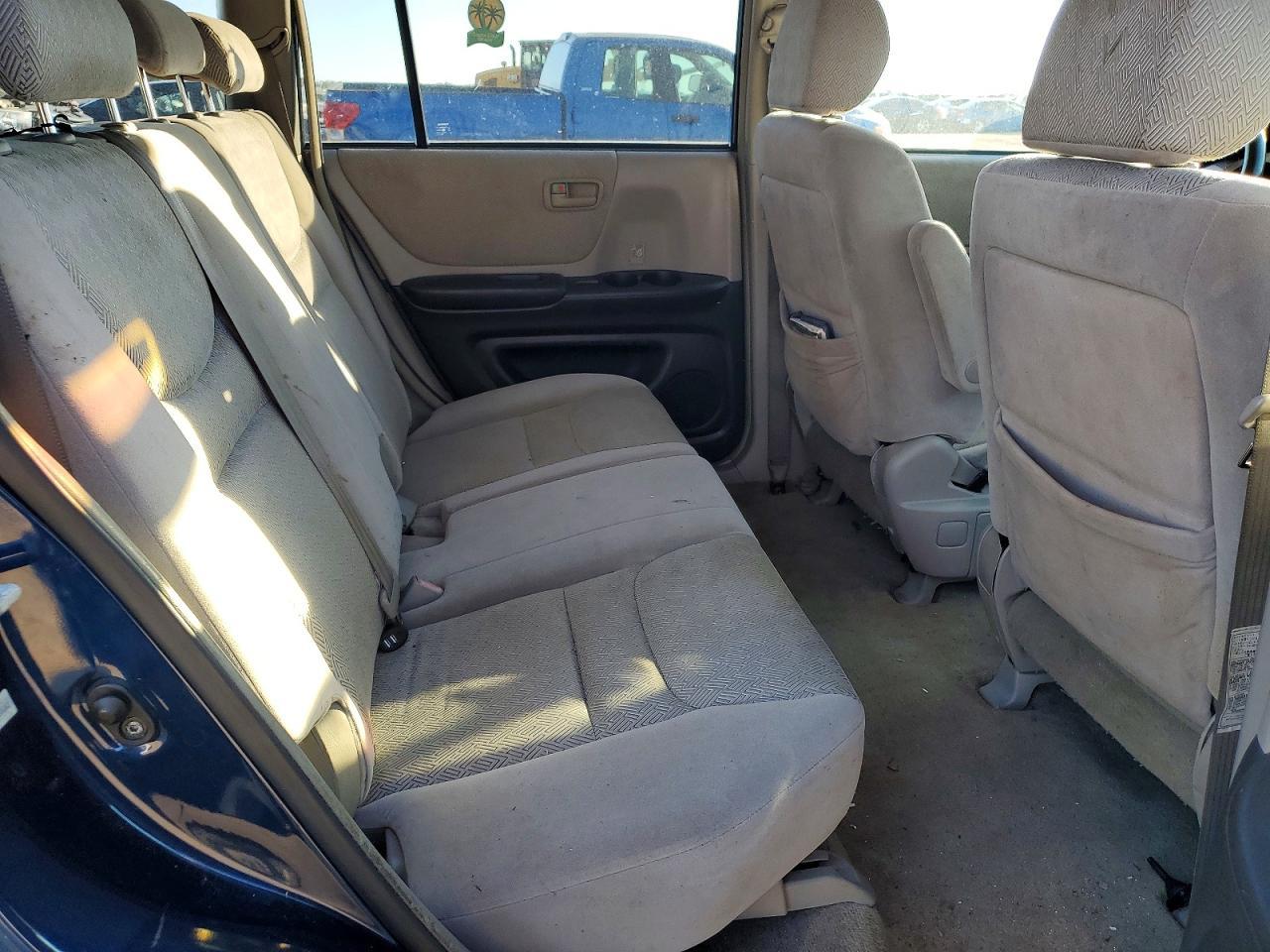 2001 TOYOTA HIGHLANDER