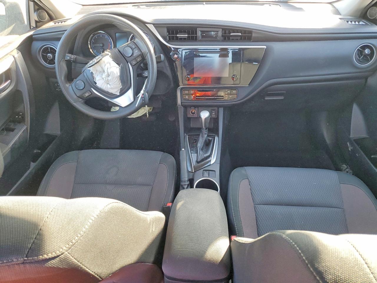 2019 TOYOTA COROLLA