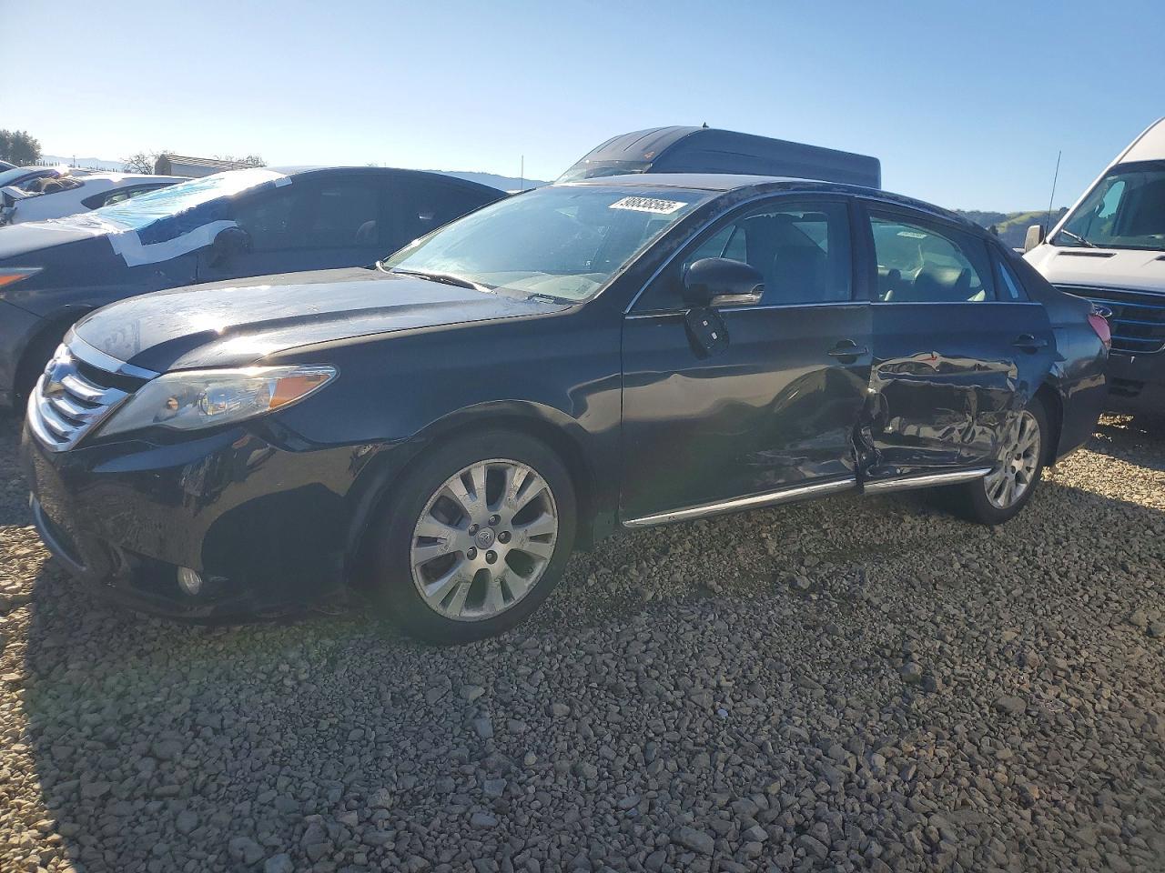 2012 TOYOTA Avalon