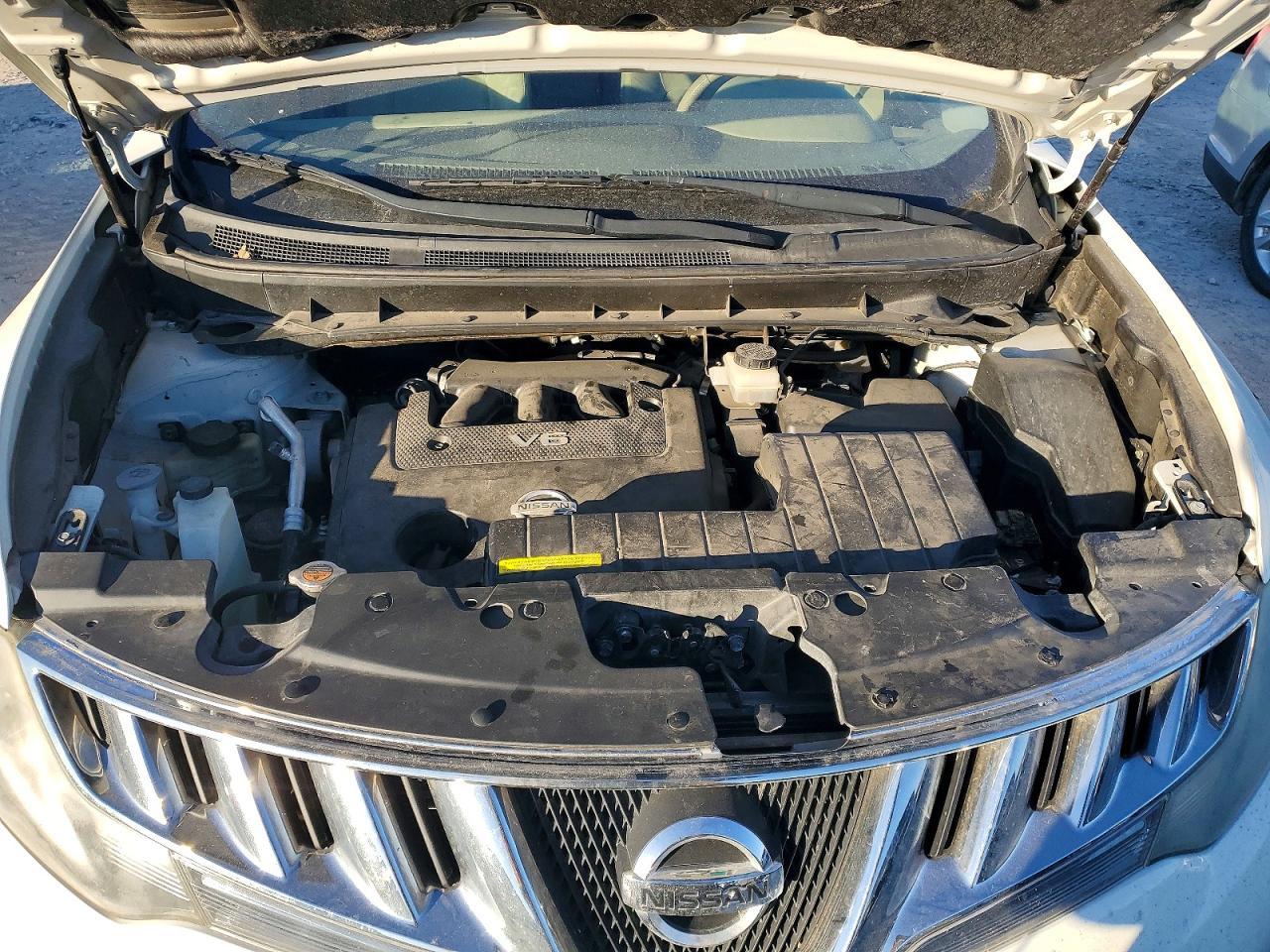 2010 NISSAN MURANO