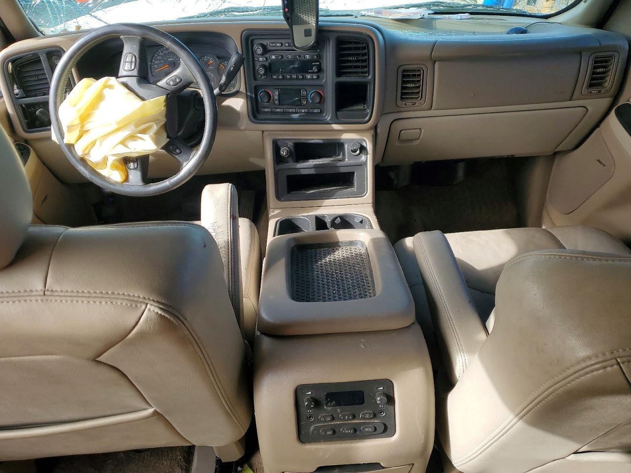 2003 CHEVROLET Tahoe
