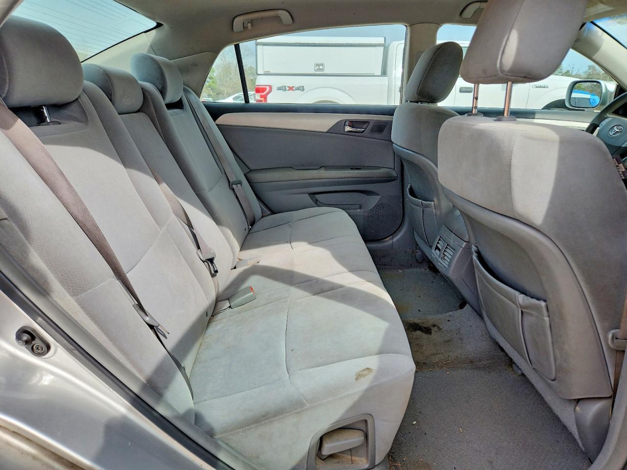 2010 TOYOTA Avalon