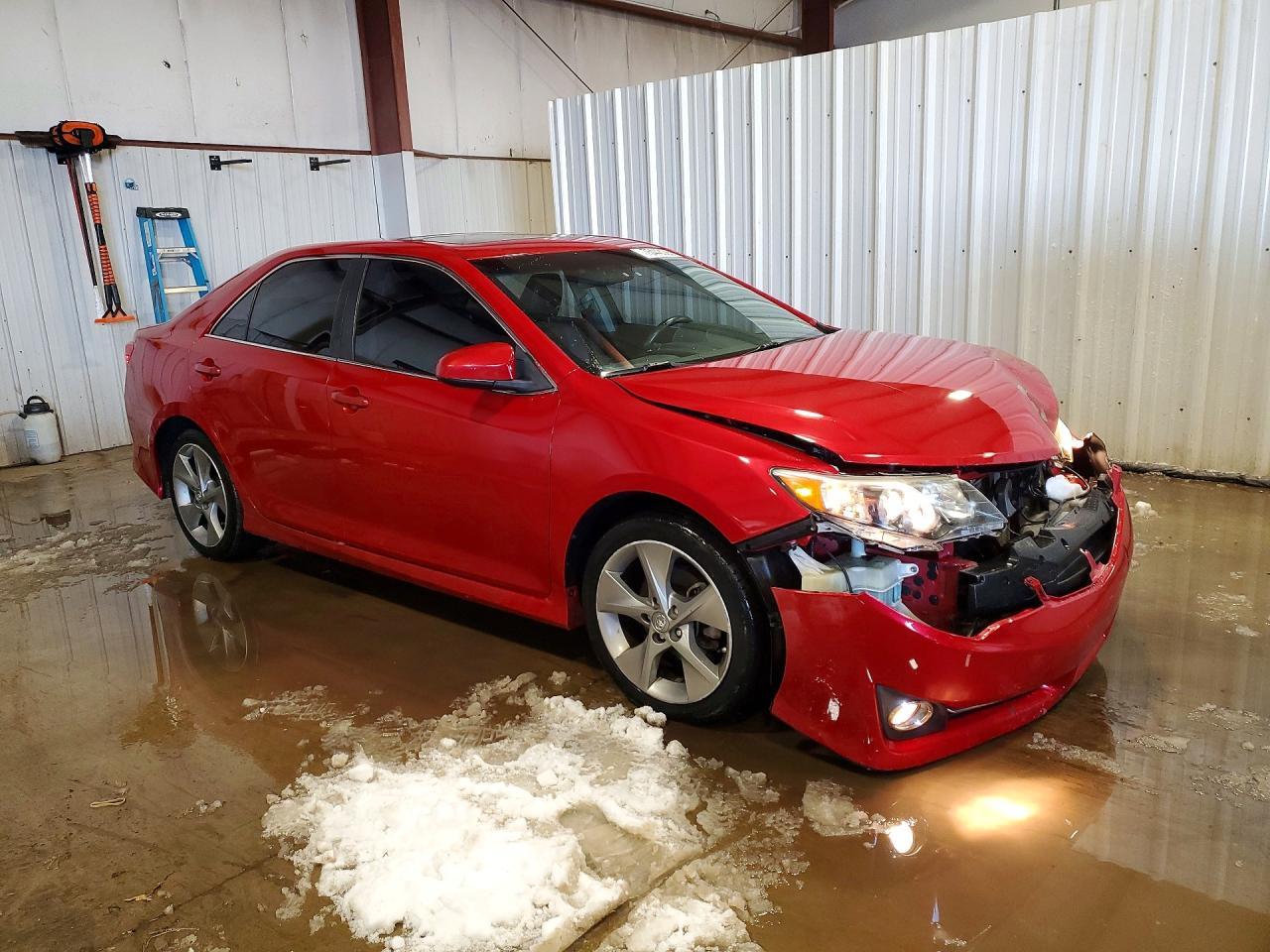 2012 TOYOTA CAMRY