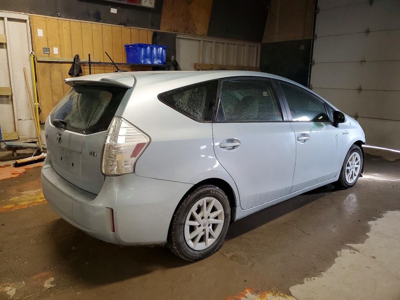 2012 TOYOTA PRIUS V