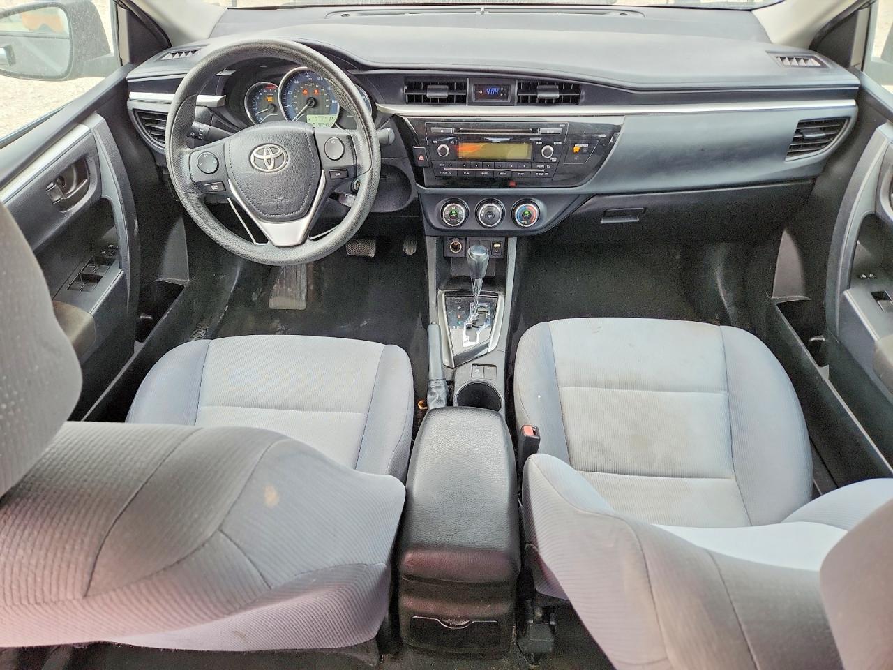 2015 TOYOTA COROLLA