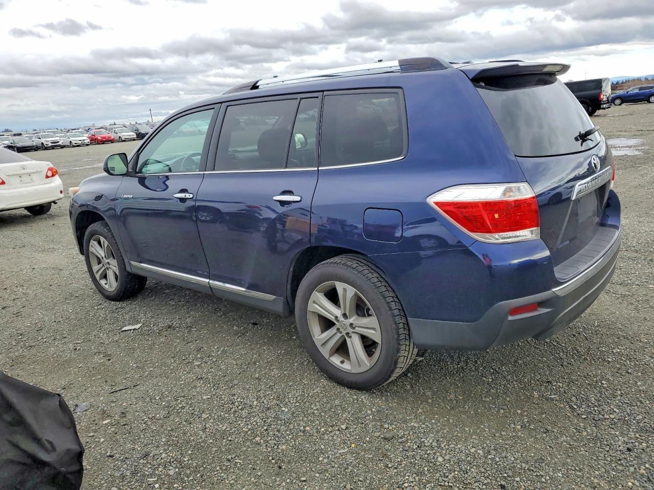 2012 TOYOTA HIGHLANDER