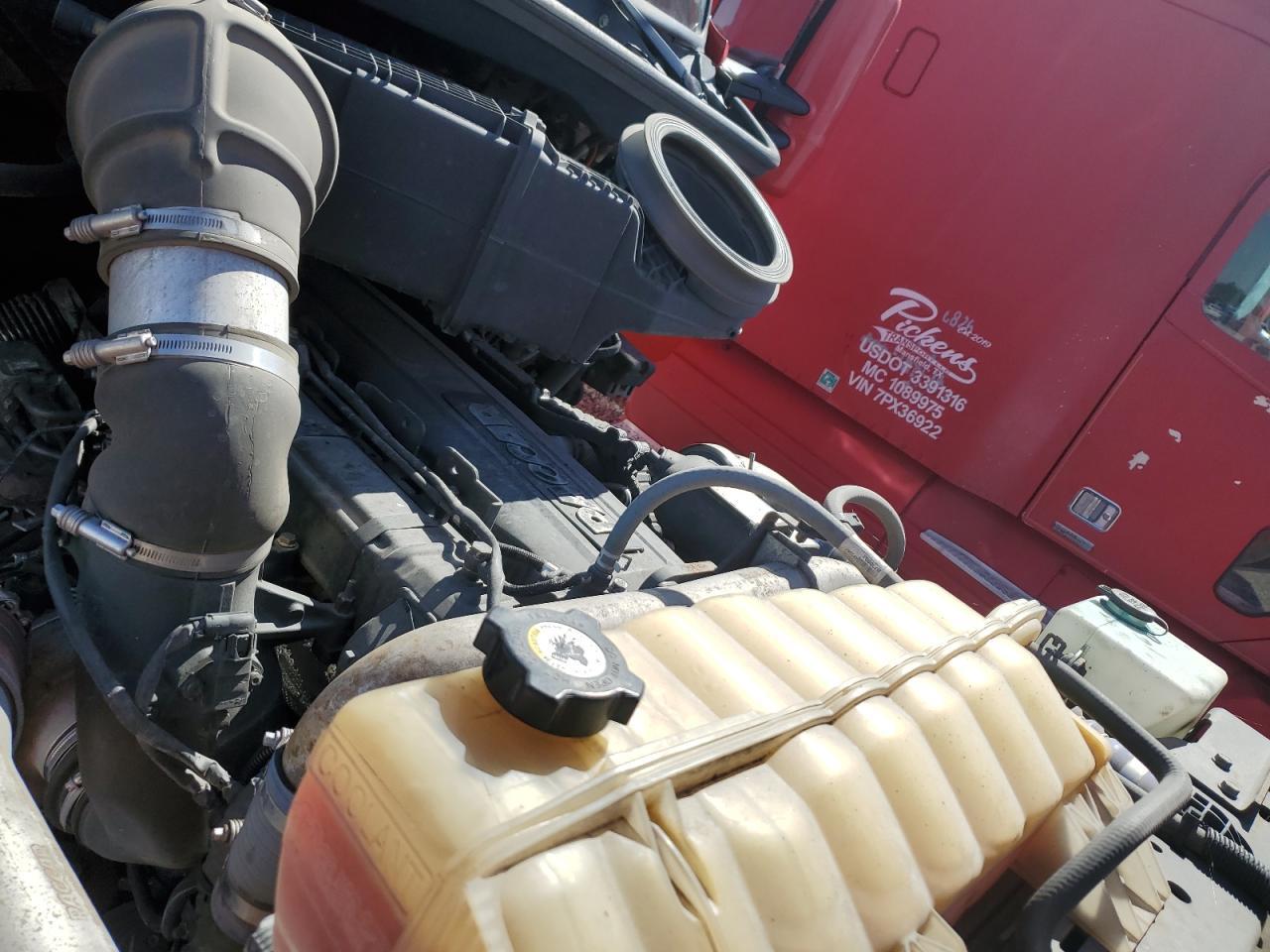 2016 KENWORTH Construction