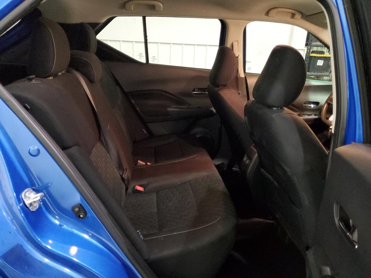 2021 NISSAN KICKS