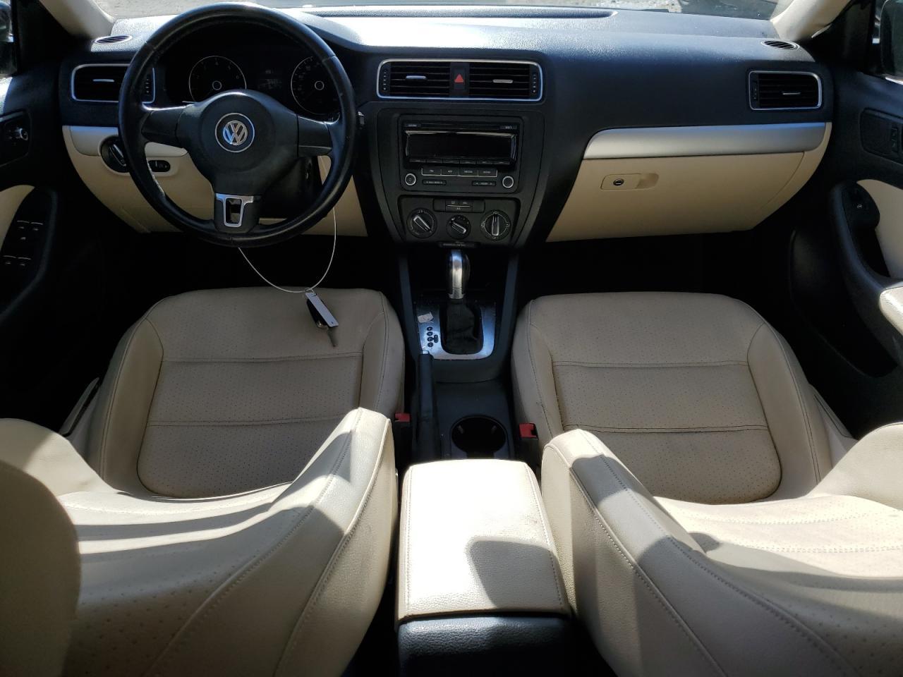 2013 VOLKSWAGEN JETTA