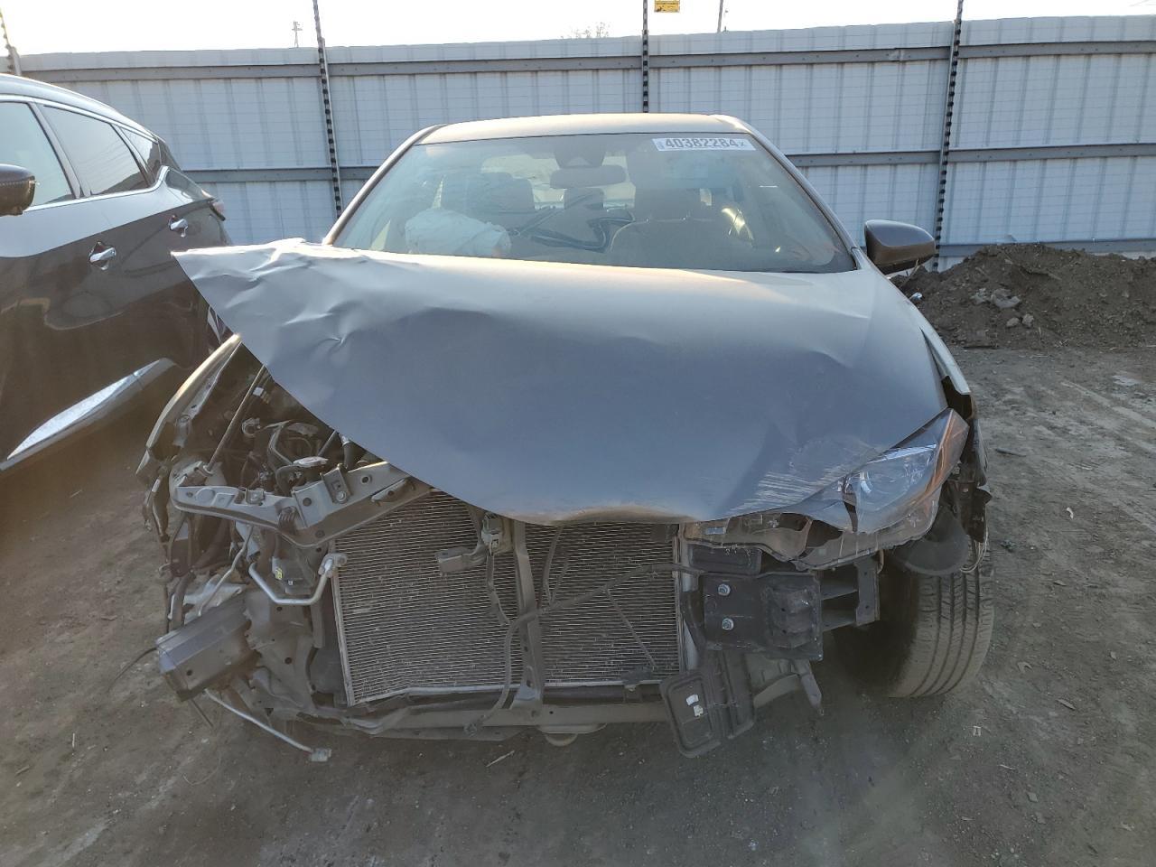 2017 TOYOTA COROLLA