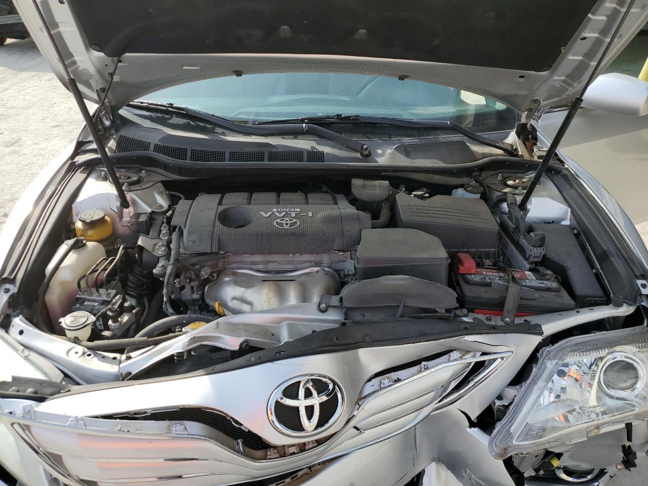 2010 TOYOTA CAMRY