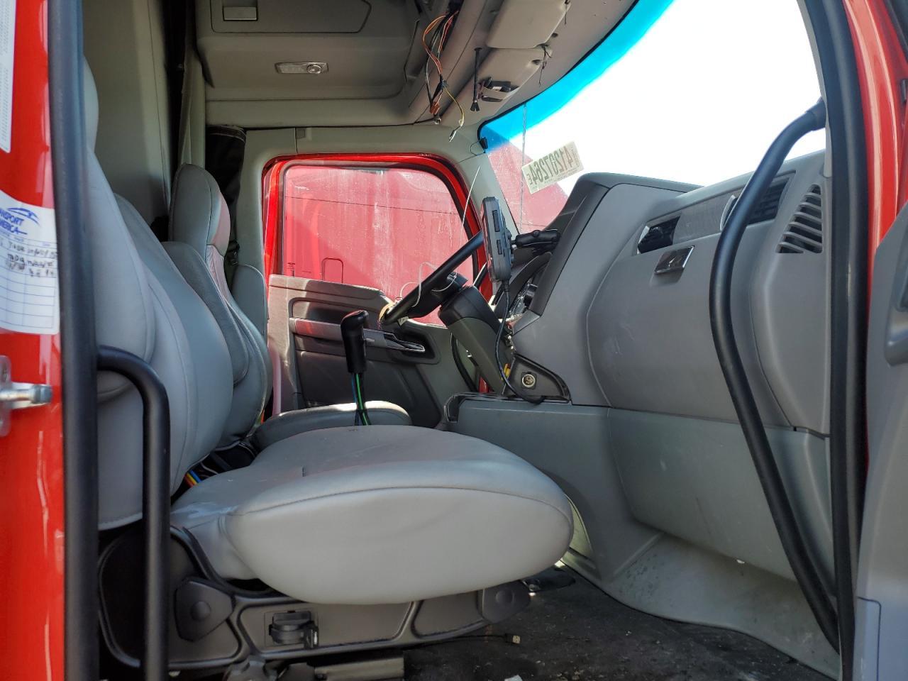 2016 KENWORTH Construction