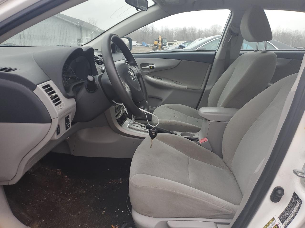2011 TOYOTA COROLLA
