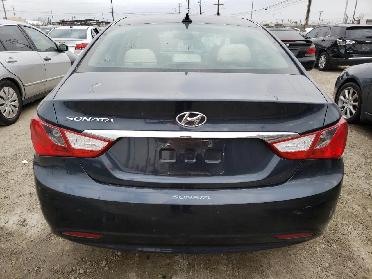 2013 HYUNDAI SONATA