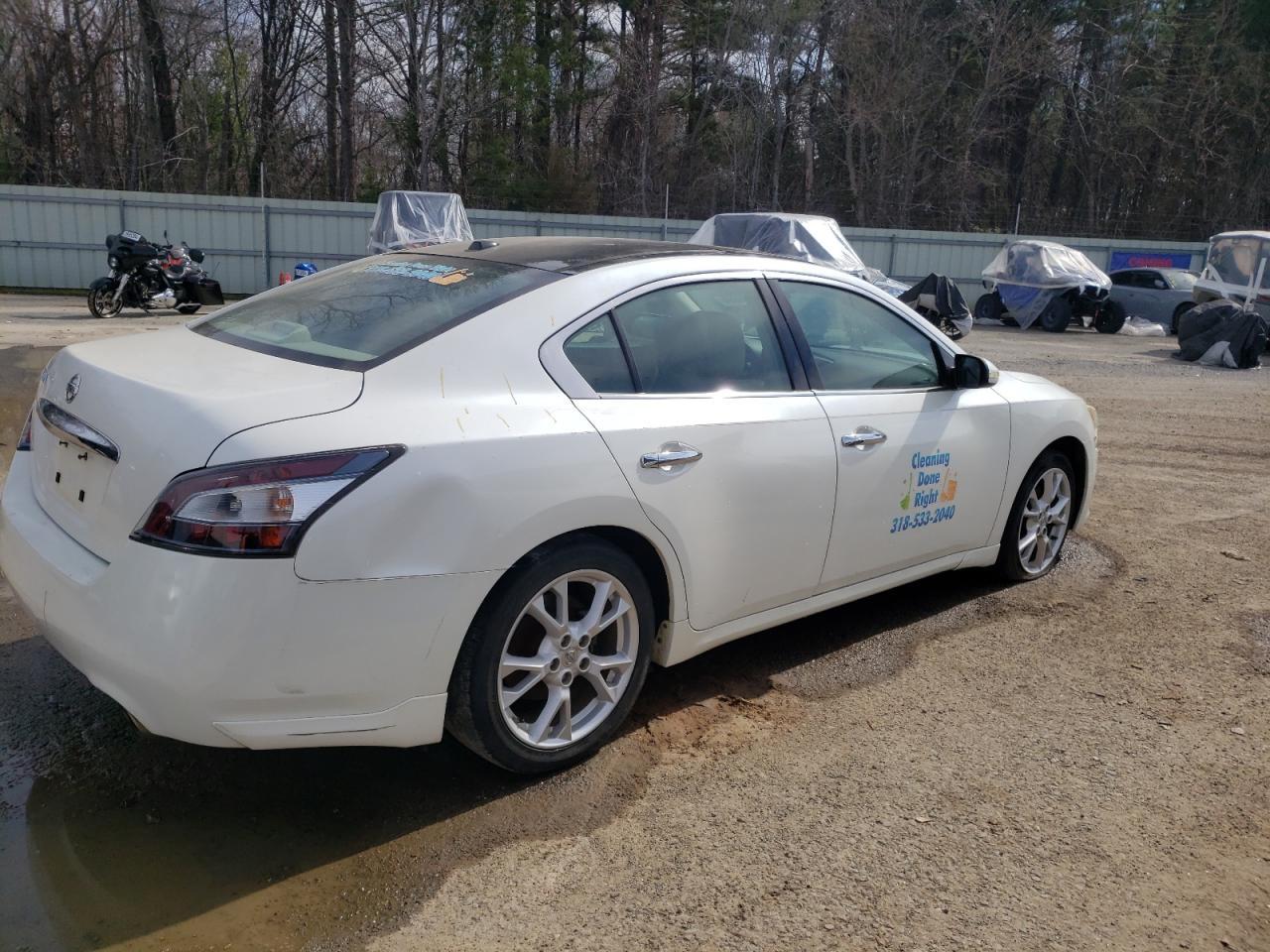 2014 NISSAN Maxima