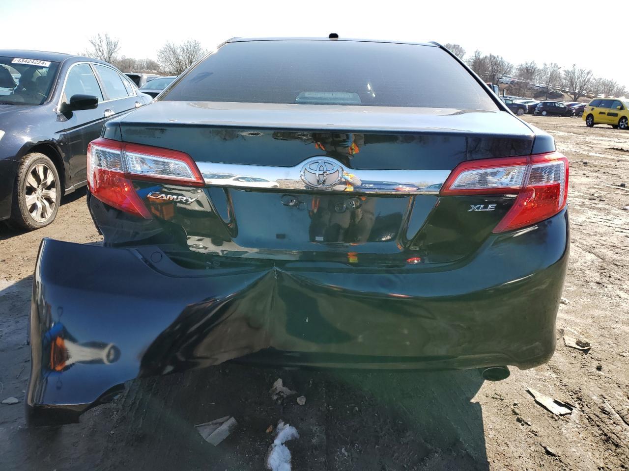 2013 TOYOTA CAMRY