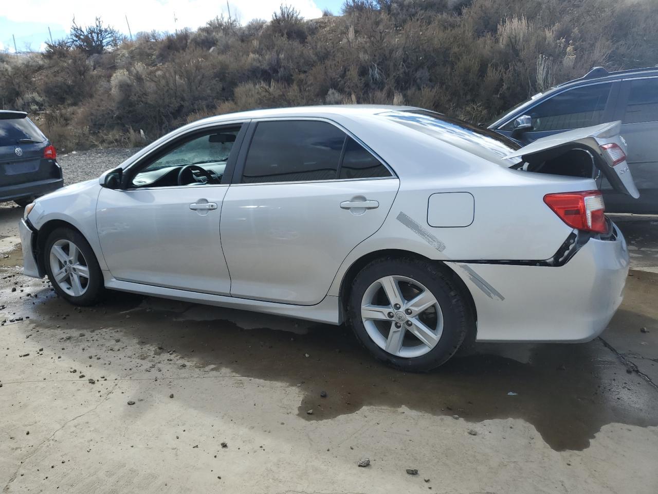 2013 TOYOTA CAMRY