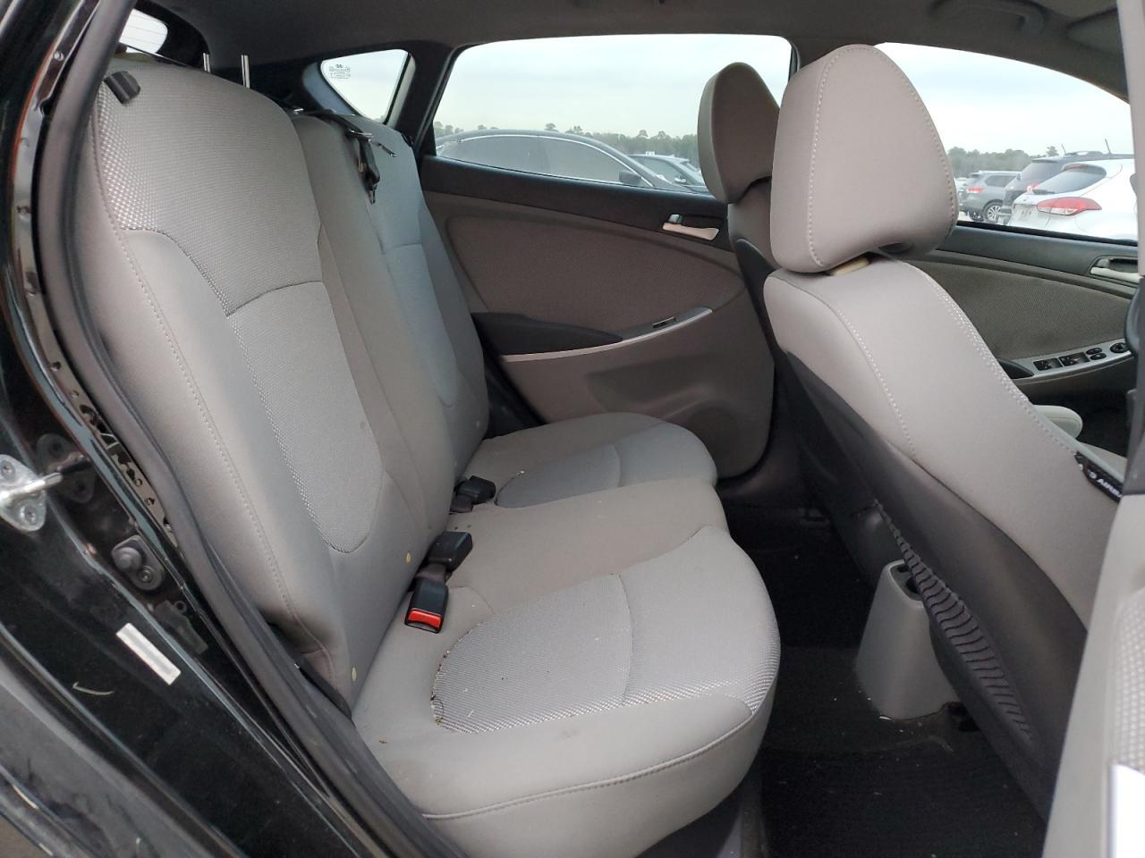 2013 HYUNDAI ACCENT