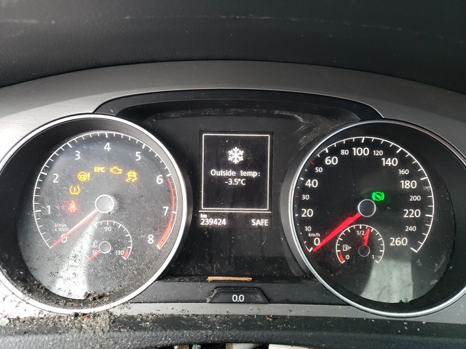 2016 VOLKSWAGEN GOLF