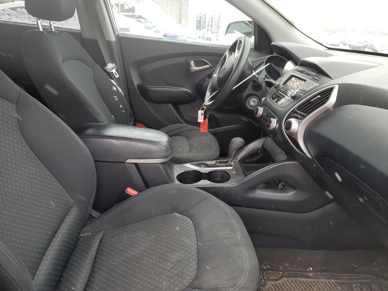 2012 HYUNDAI TUCSON