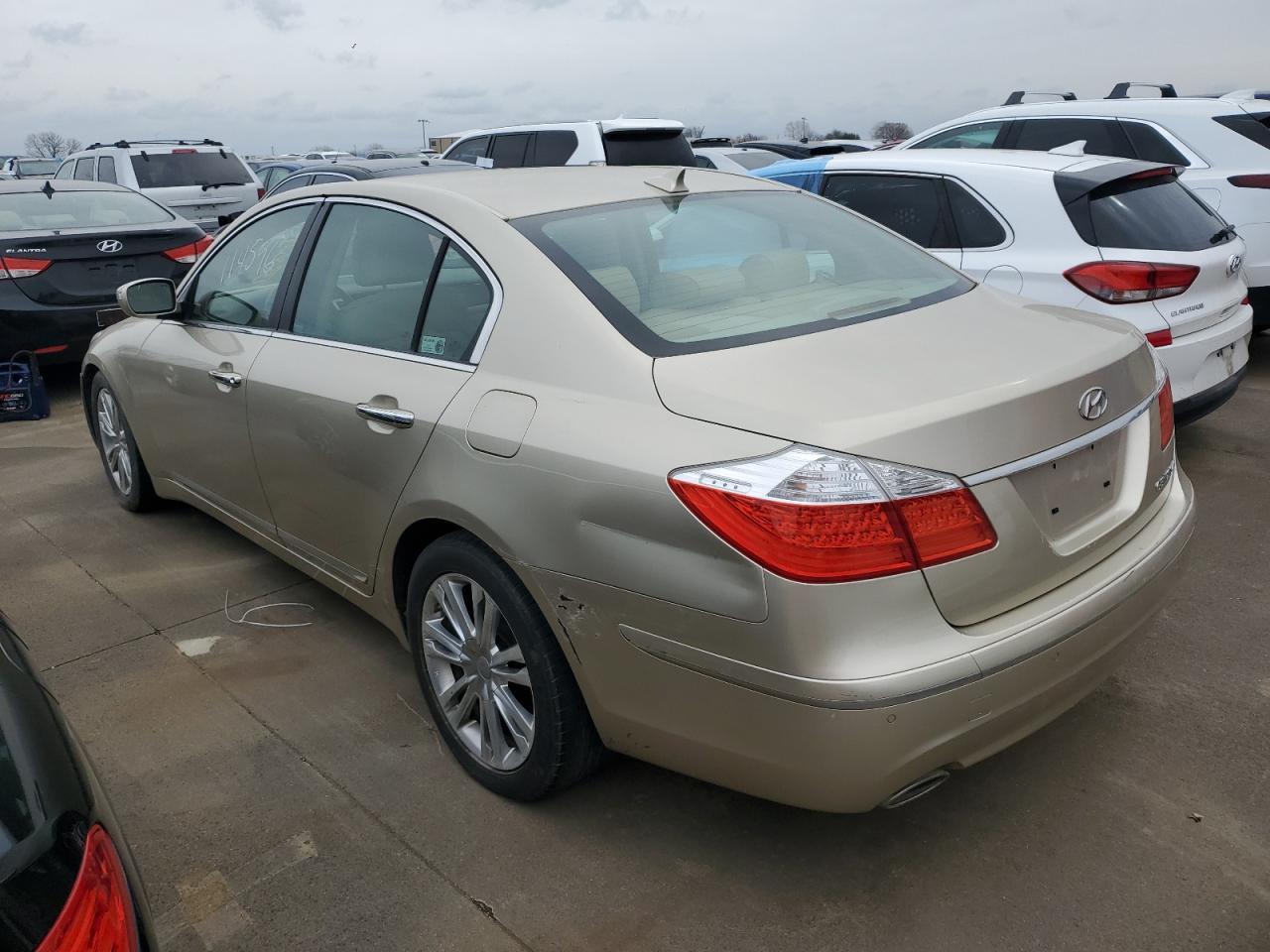2009 HYUNDAI GENESIS