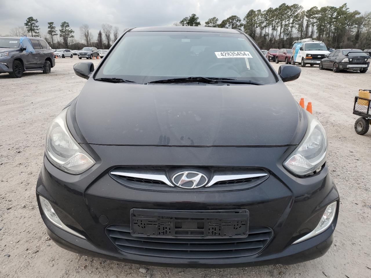 2013 HYUNDAI ACCENT