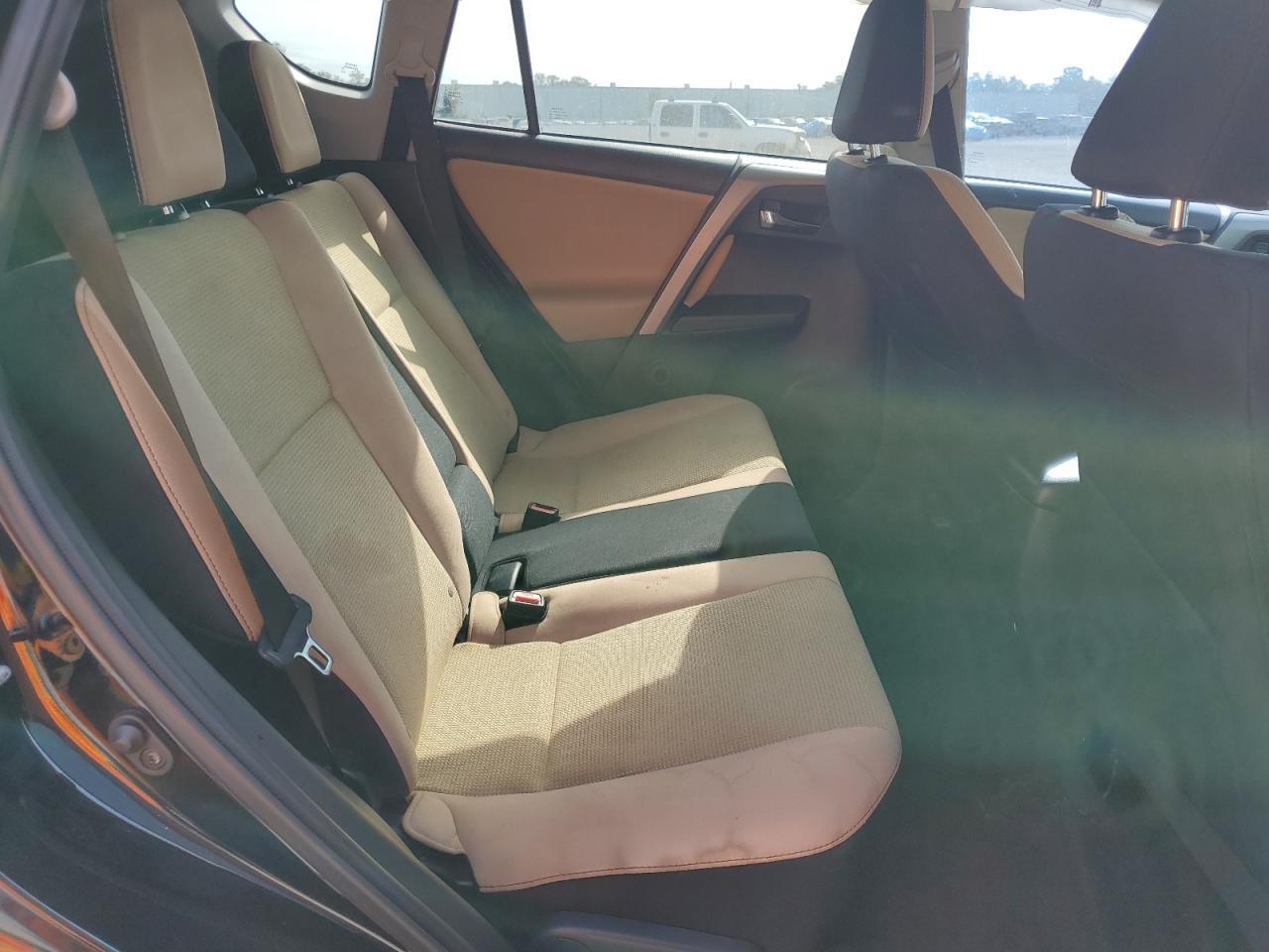 2016 TOYOTA RAV4