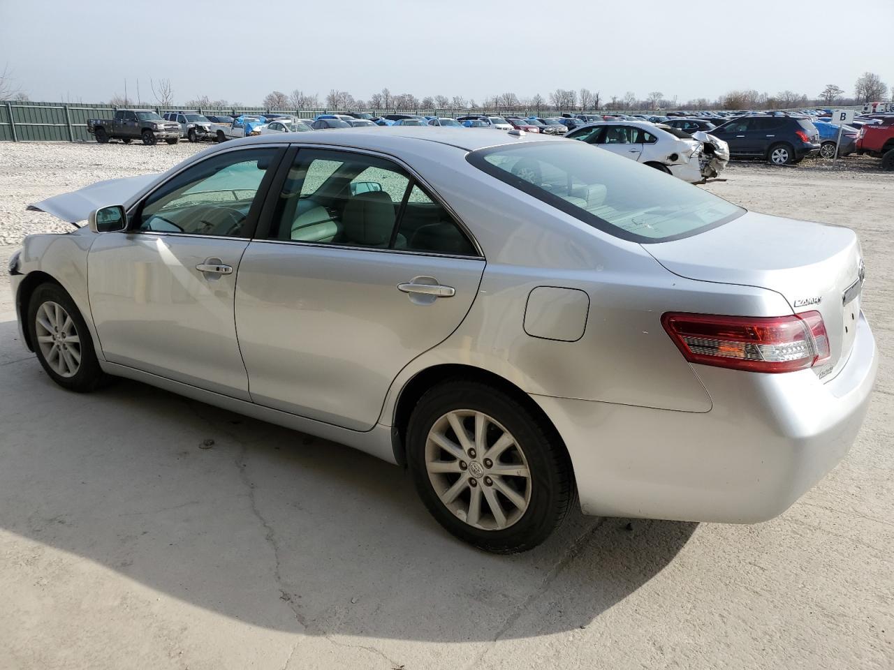 2010 TOYOTA CAMRY