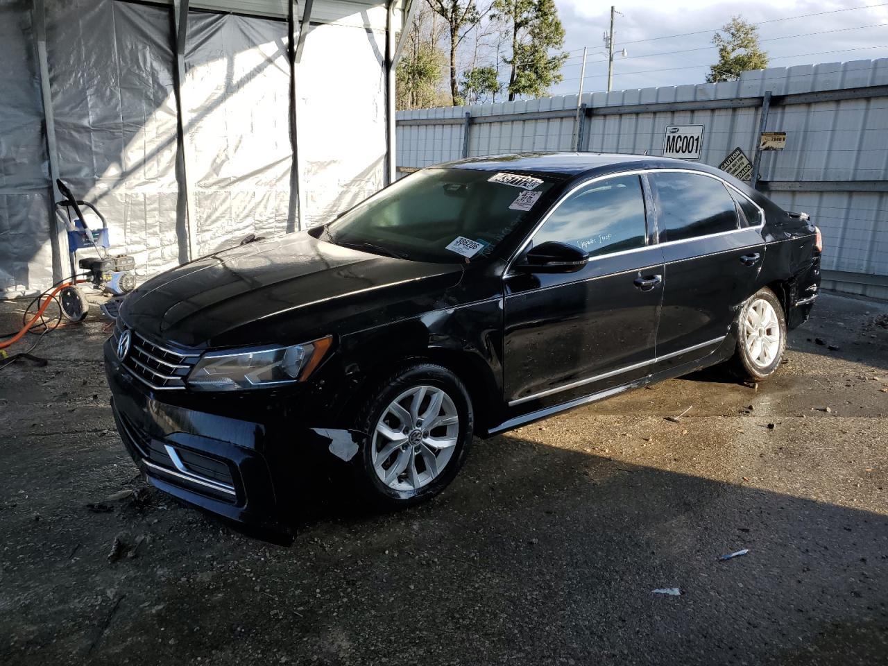 2016 VOLKSWAGEN Passat