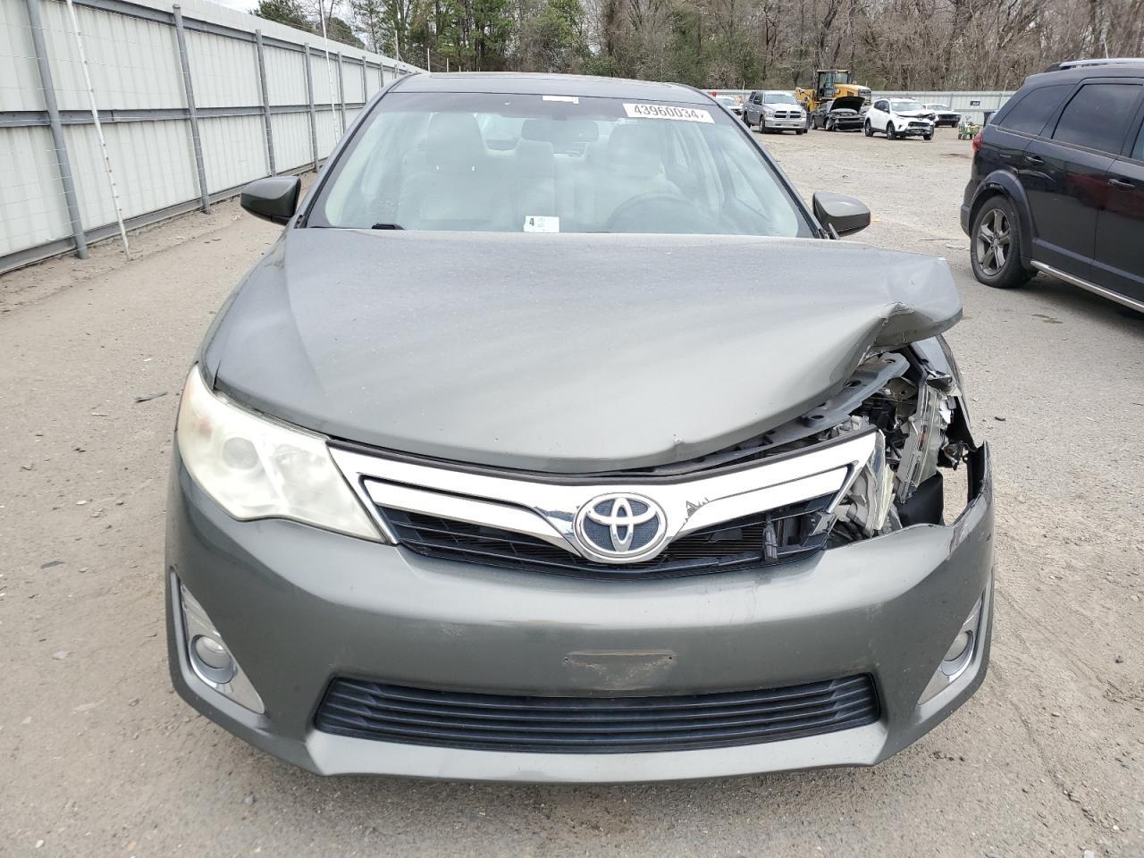 2012 TOYOTA CAMRY