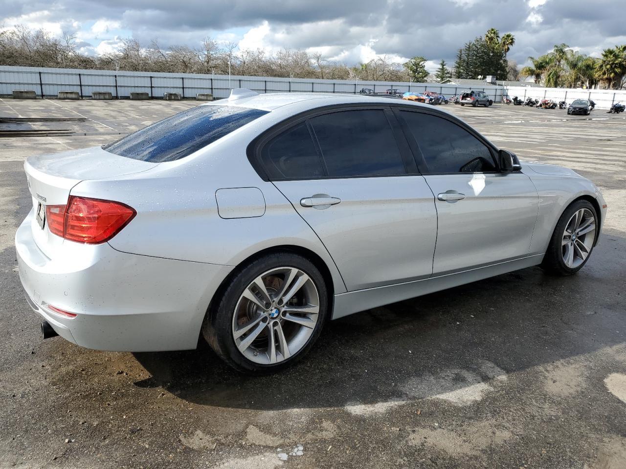 2013 BMW 3 SERIES