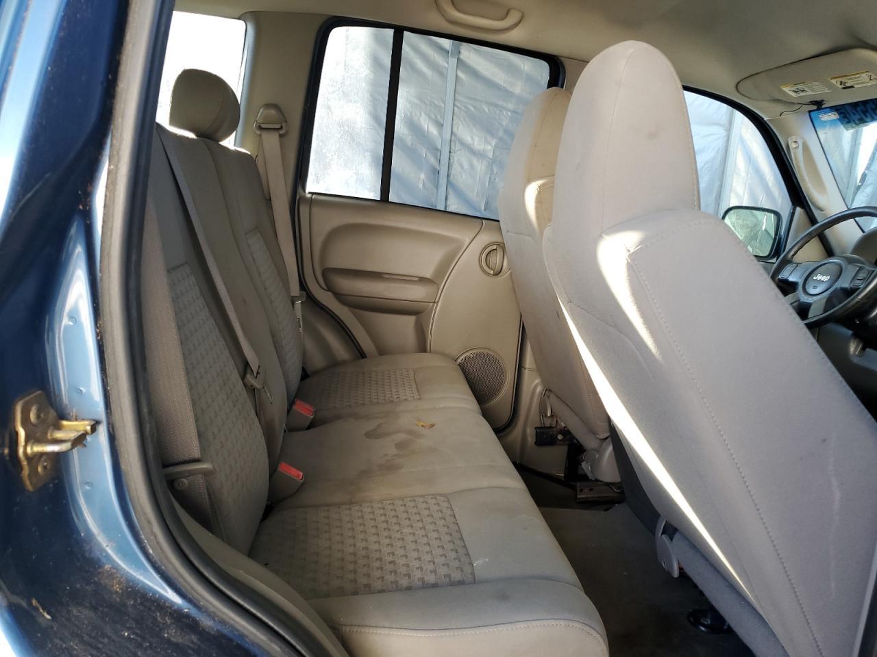 2006 JEEP Liberty