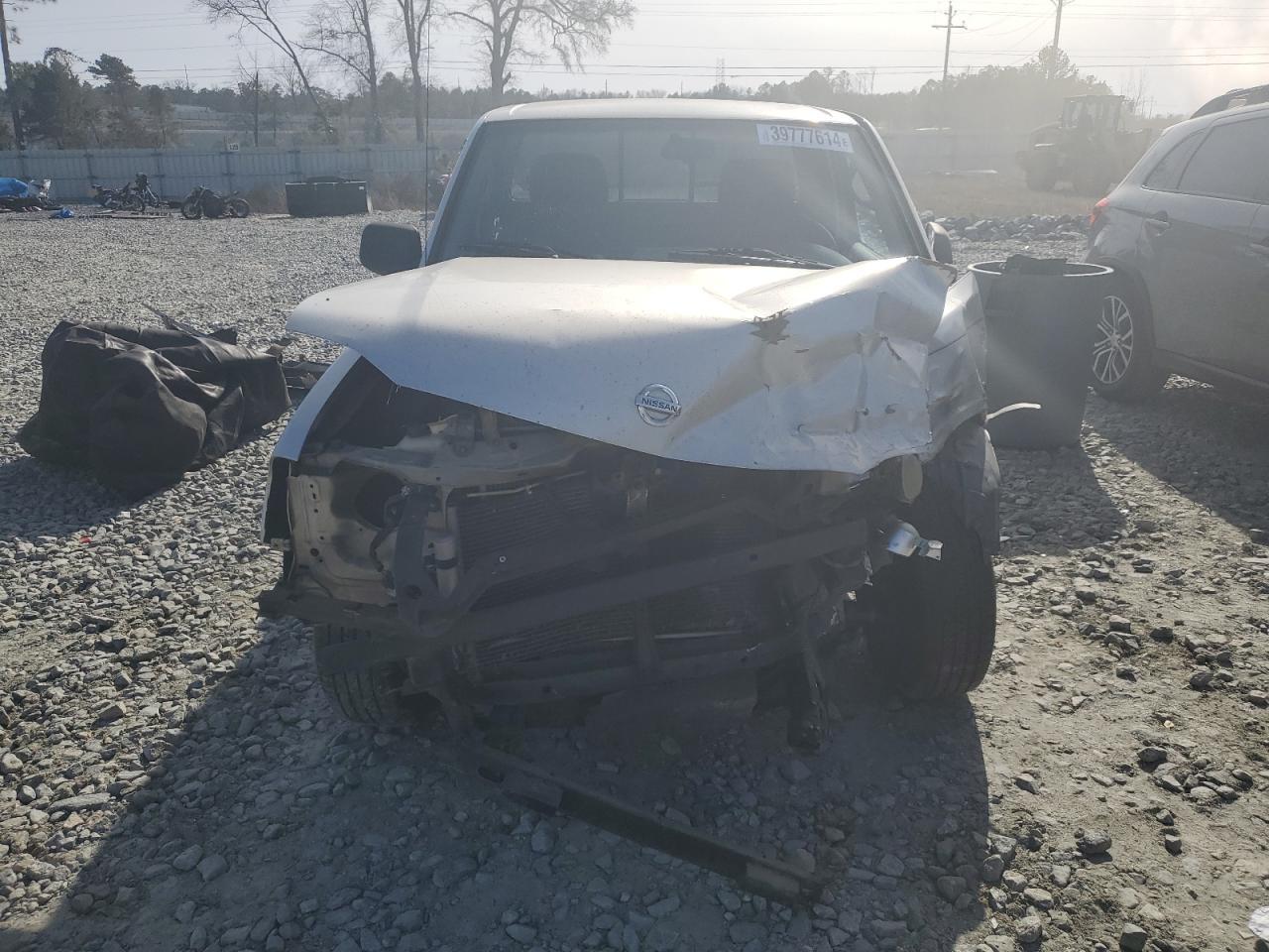 2004 NISSAN Frontier