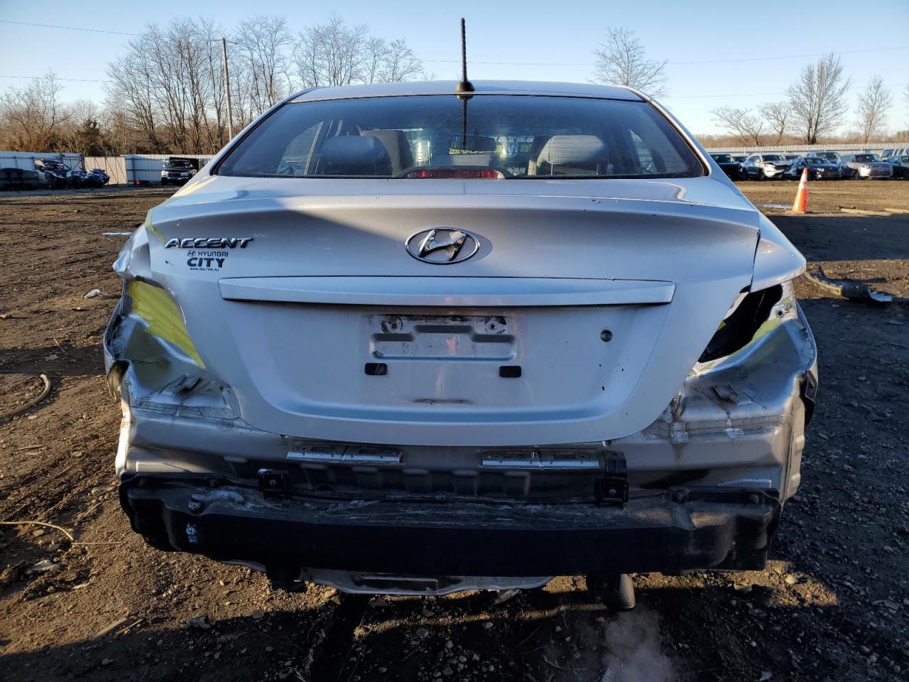 2012 HYUNDAI ACCENT