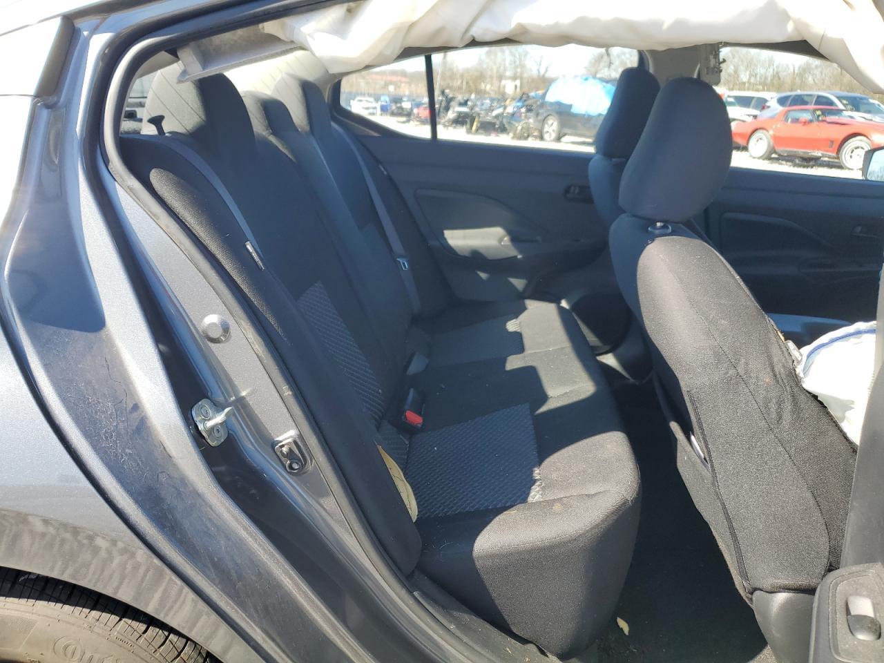 2021 NISSAN VERSA