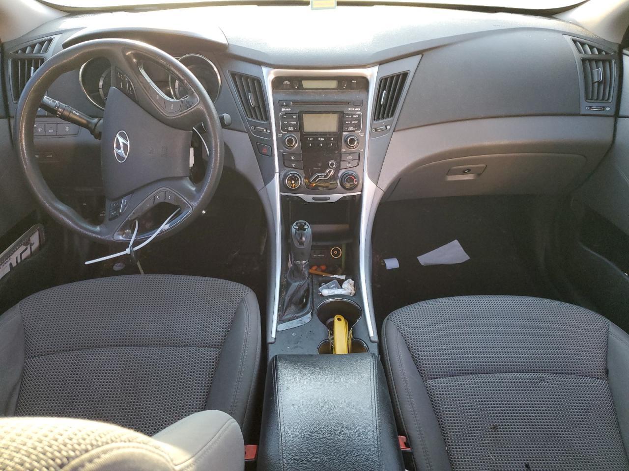 2011 HYUNDAI SONATA