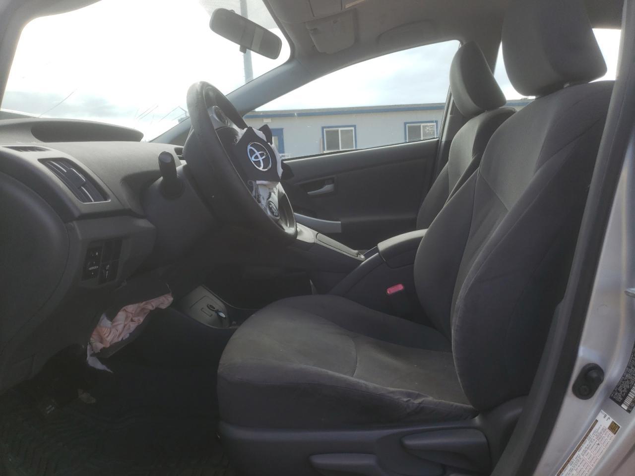 2011 TOYOTA PRIUS