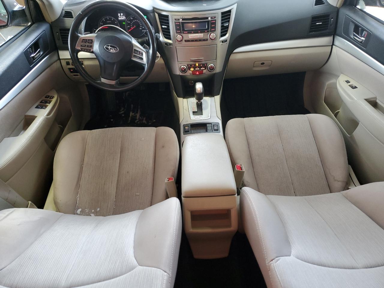 2013 SUBARU Outback