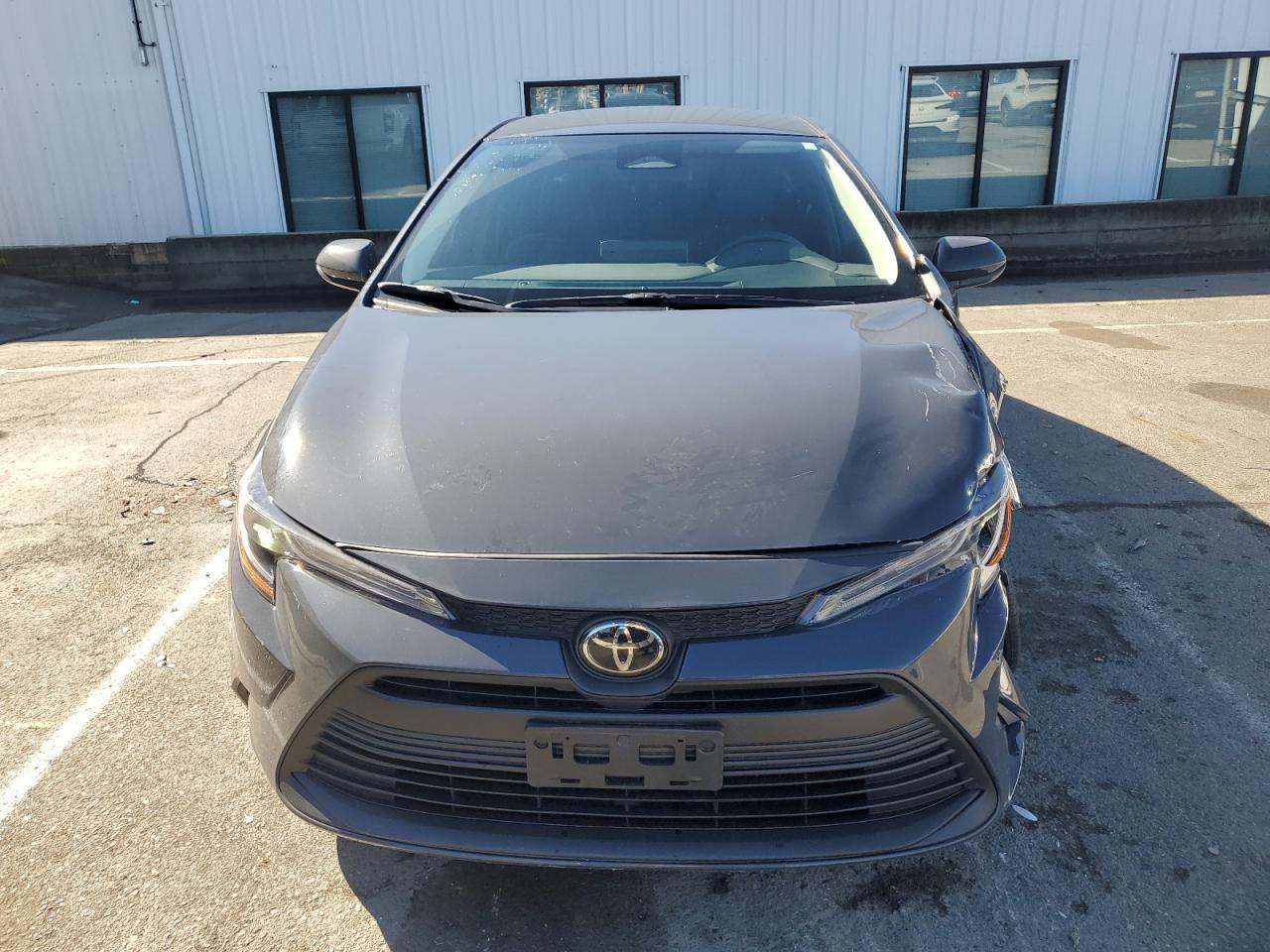 2025 TOYOTA COROLLA