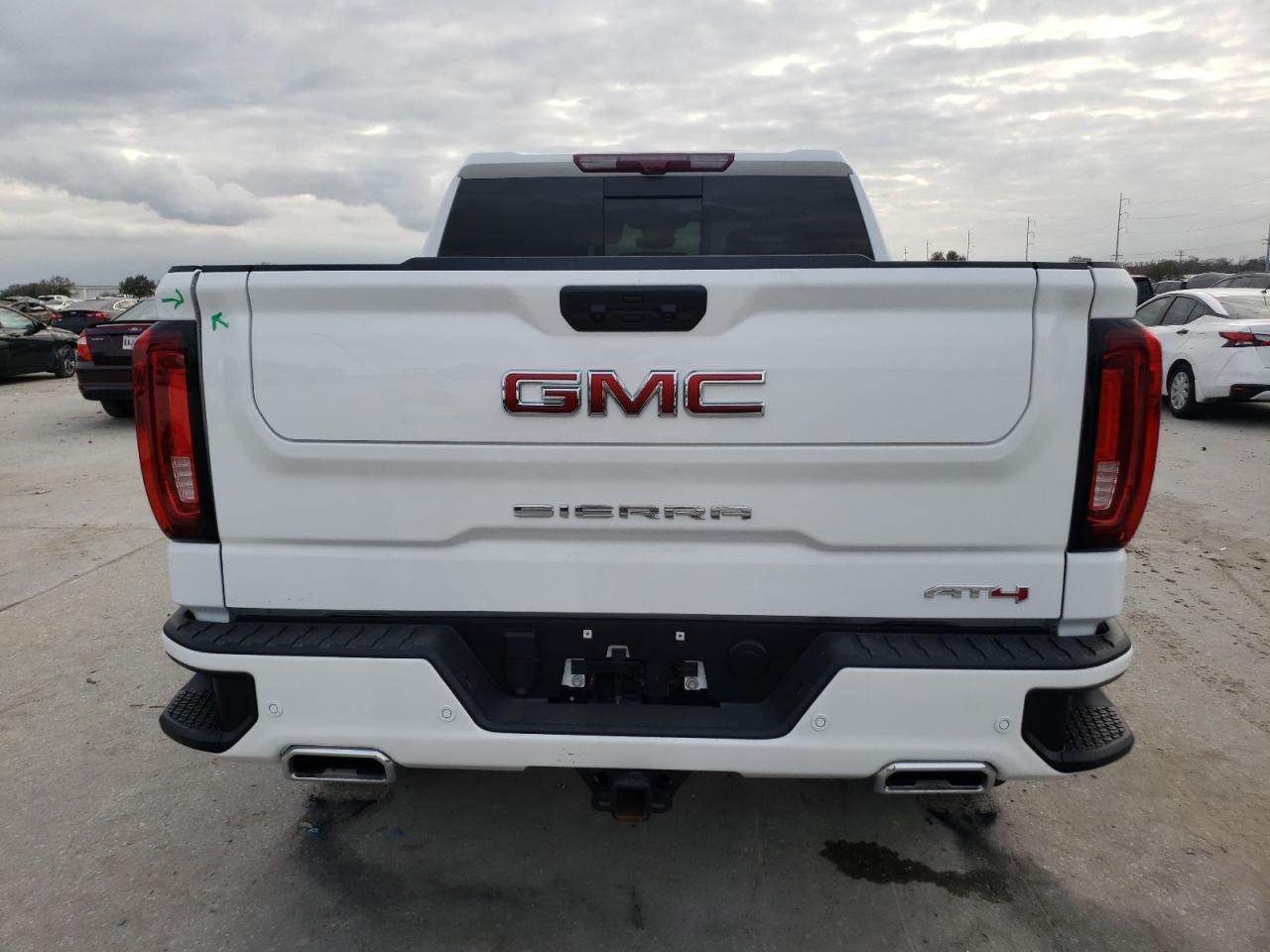 2024 GMC Sierra