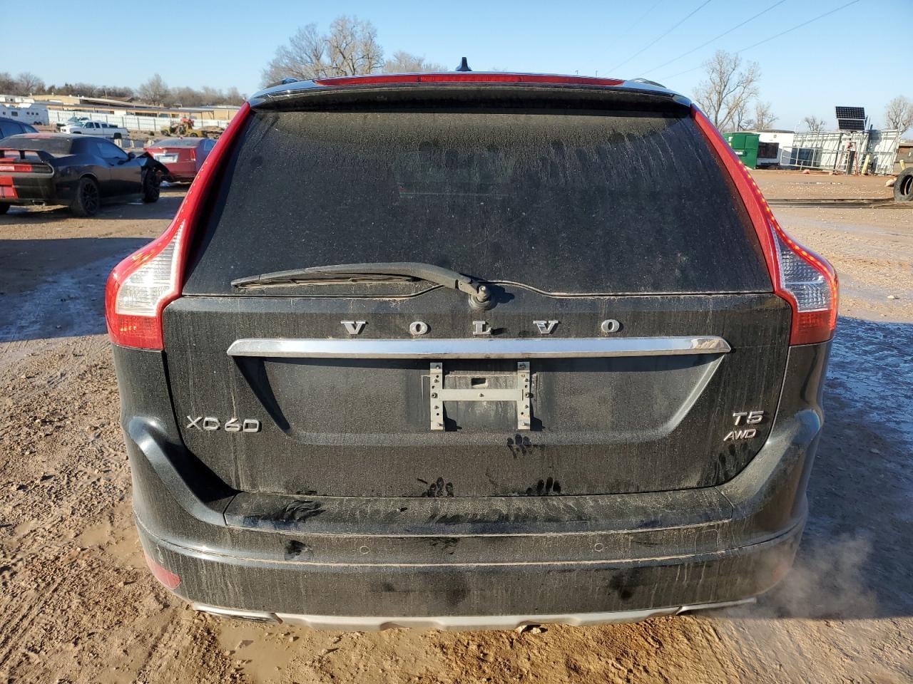 2016 VOLVO XC60