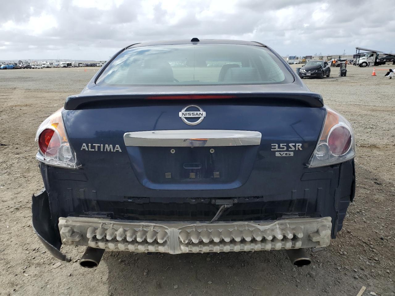 2011 NISSAN ALTIMA