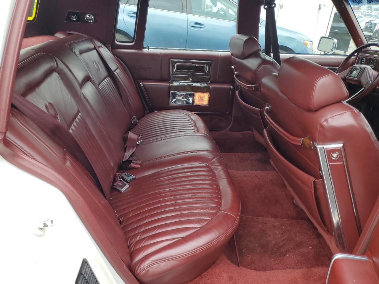 1991 CADILLAC Brougham