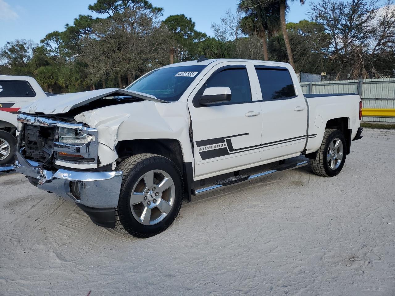 2018 CHEVROLET Silverado