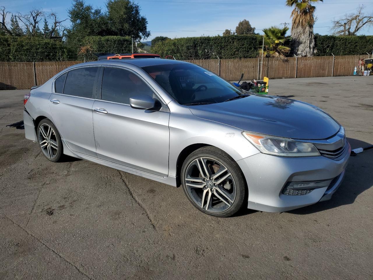 2016 HONDA ACCORD