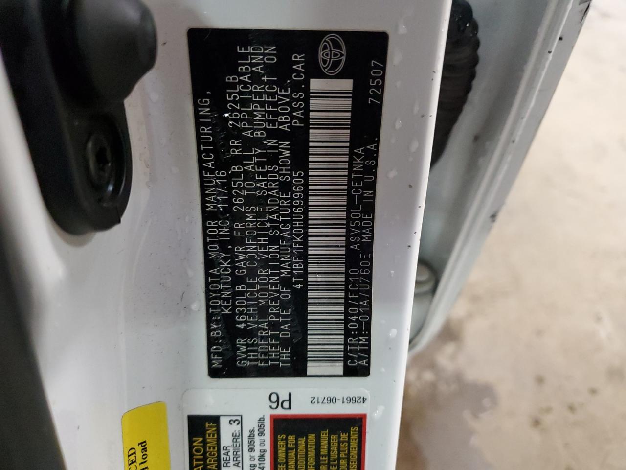 2017 TOYOTA CAMRY