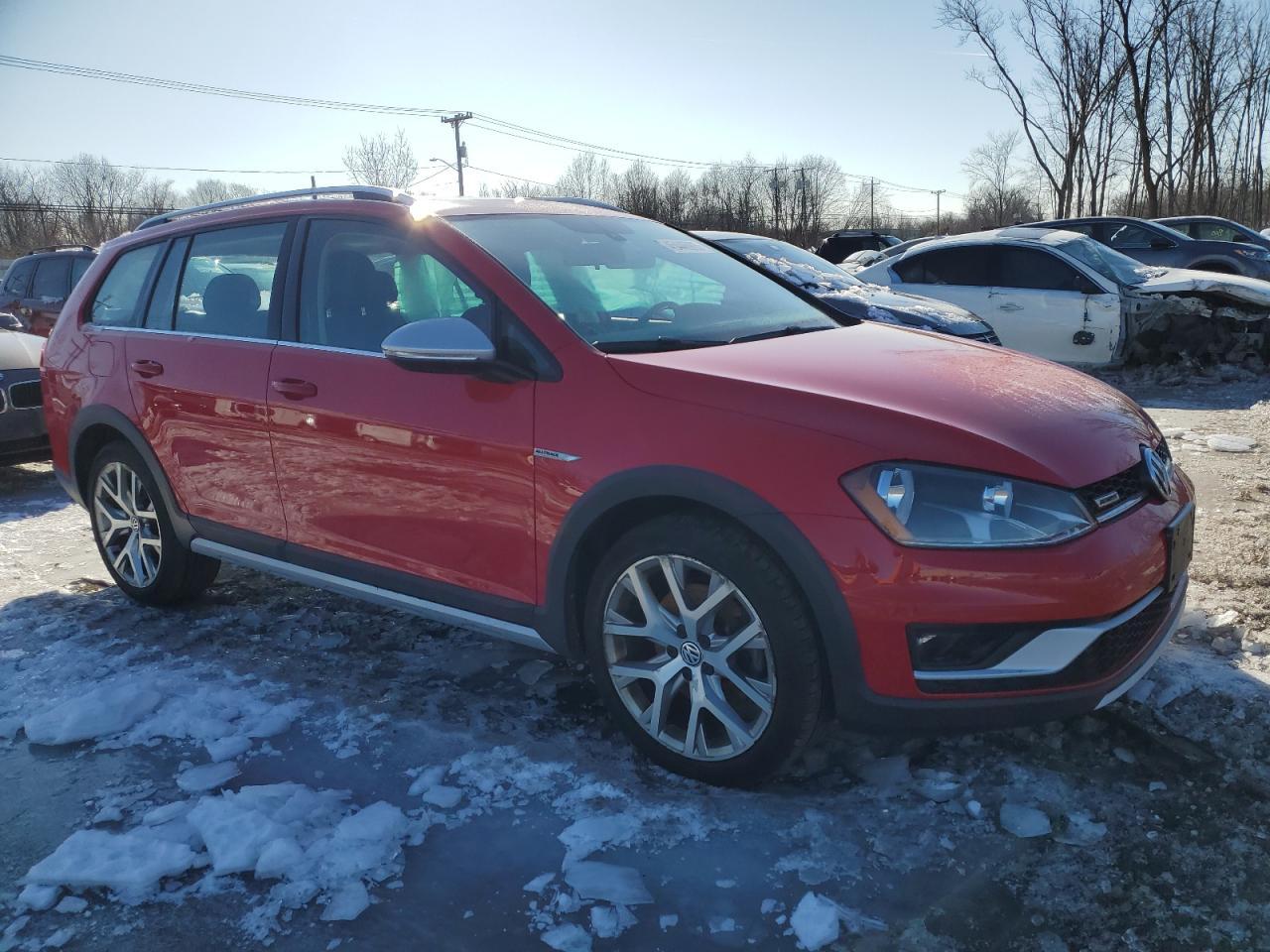 2017 VOLKSWAGEN GOLF