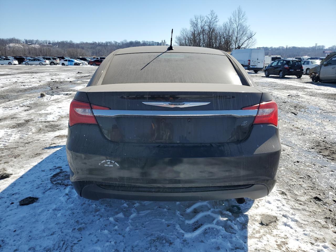 2013 CHRYSLER 200