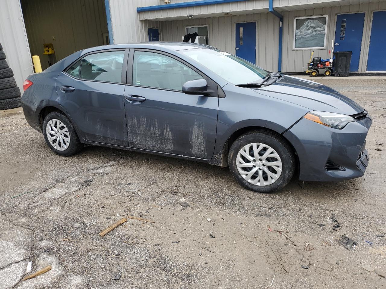 2018 TOYOTA COROLLA